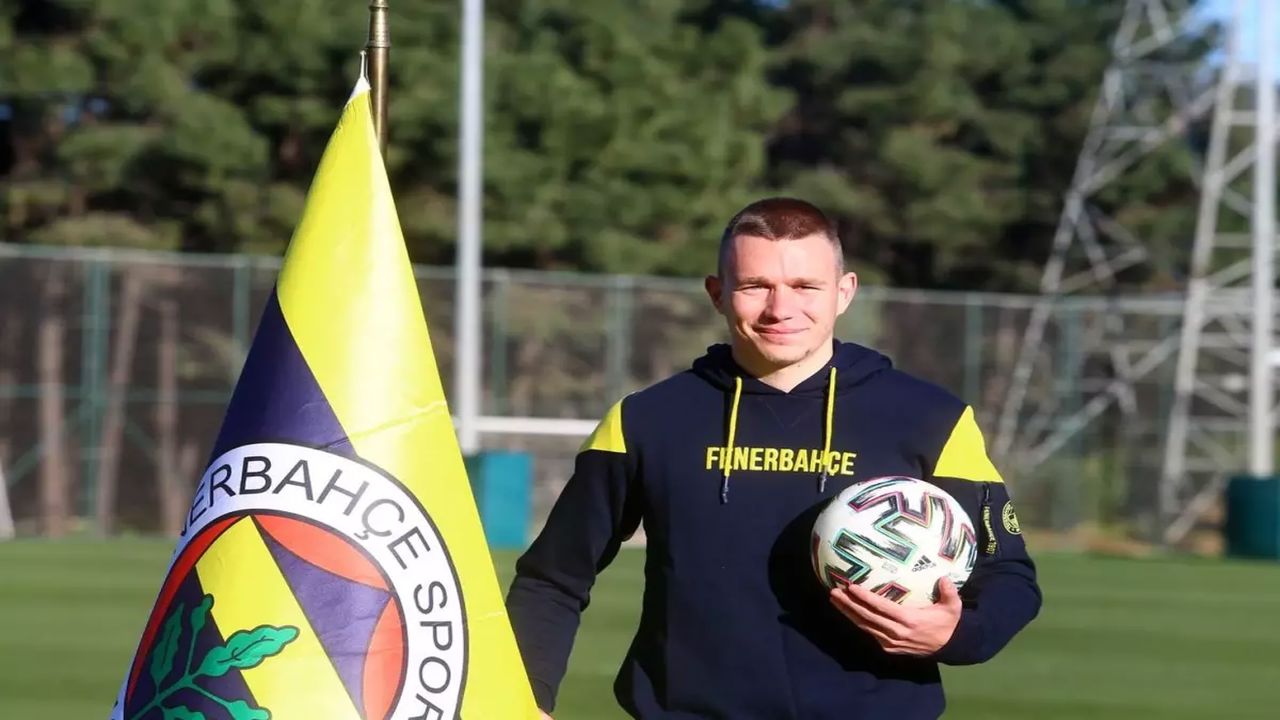 Eski Fenerbahçeli Attila Szalai Türkiye’ye geri dönüyor