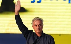 Fenerbahçe Mourinho’nun en çok istediği isimle anlaşma sağlandı! İmzalar yolda